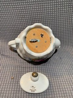 Tea Pot 2250